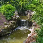 Très Beau T2 Classé à 5 Min Des Thermes Et Parcs Apartamento *